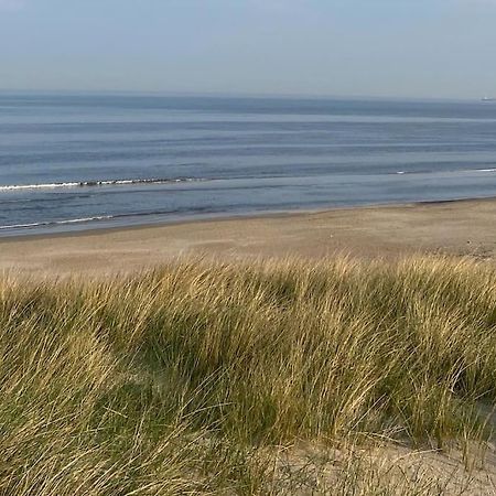 Strandhuisje Daan Dicht Bij Zee En Strand Callantsoog Exteriör bild